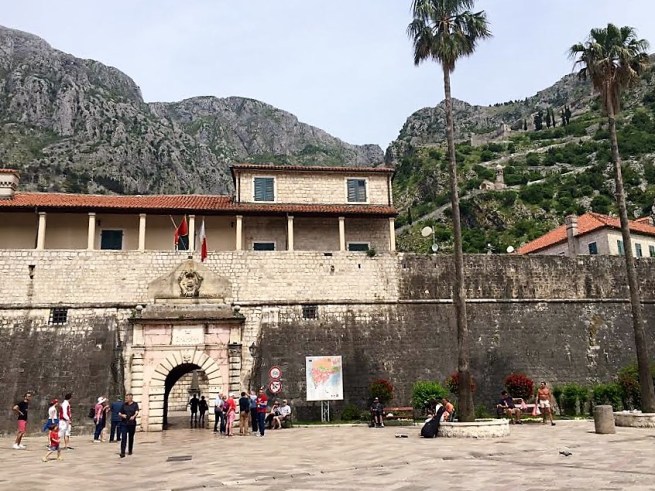 walls of kotor (2)