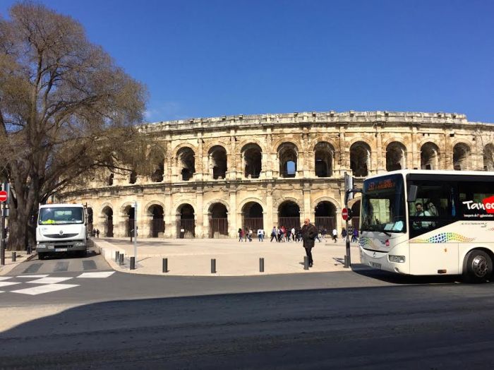 nimes